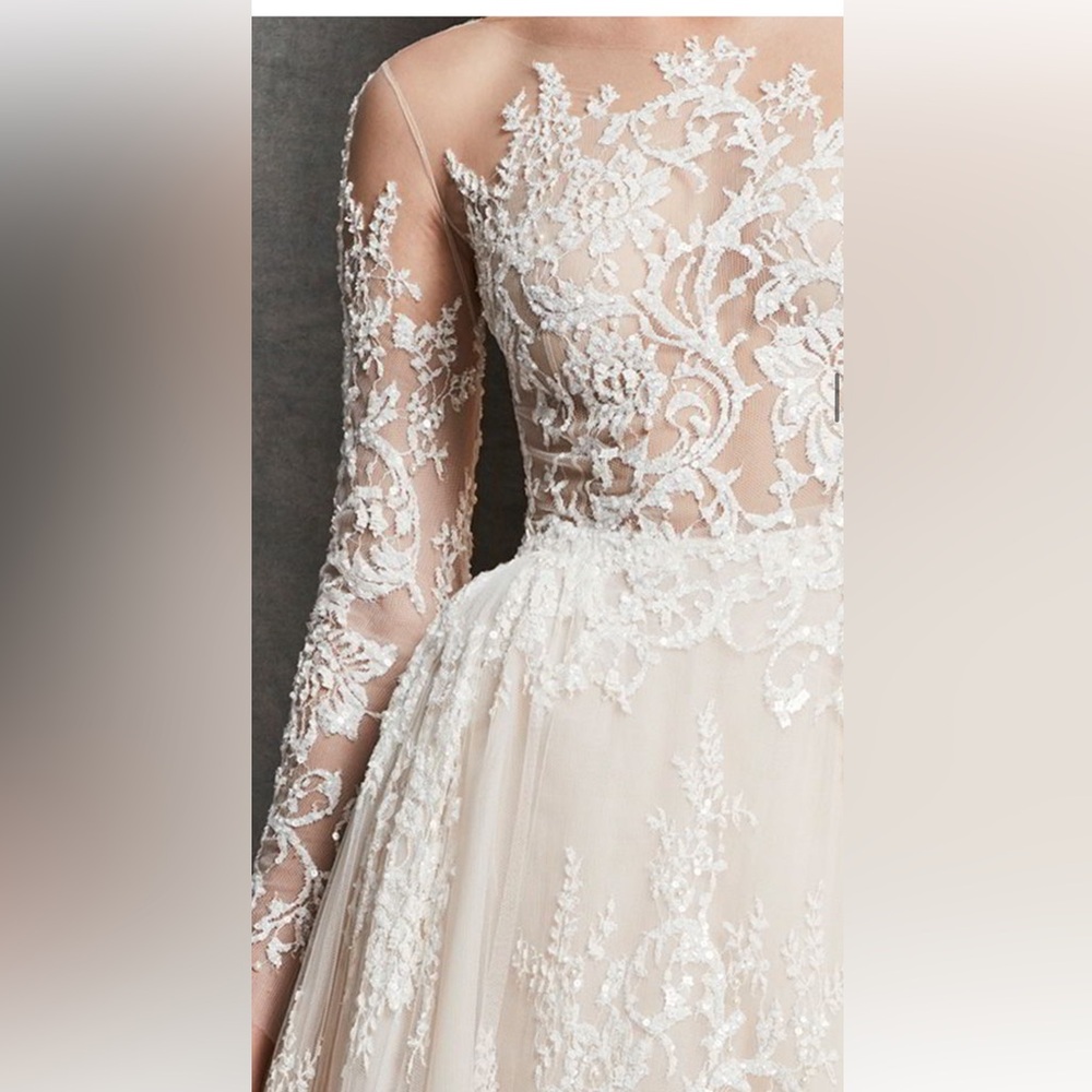 Zuhair Murad Christina Neck Bodice Gown S18 Wedding Dress US:8 - Picture 3 of 13